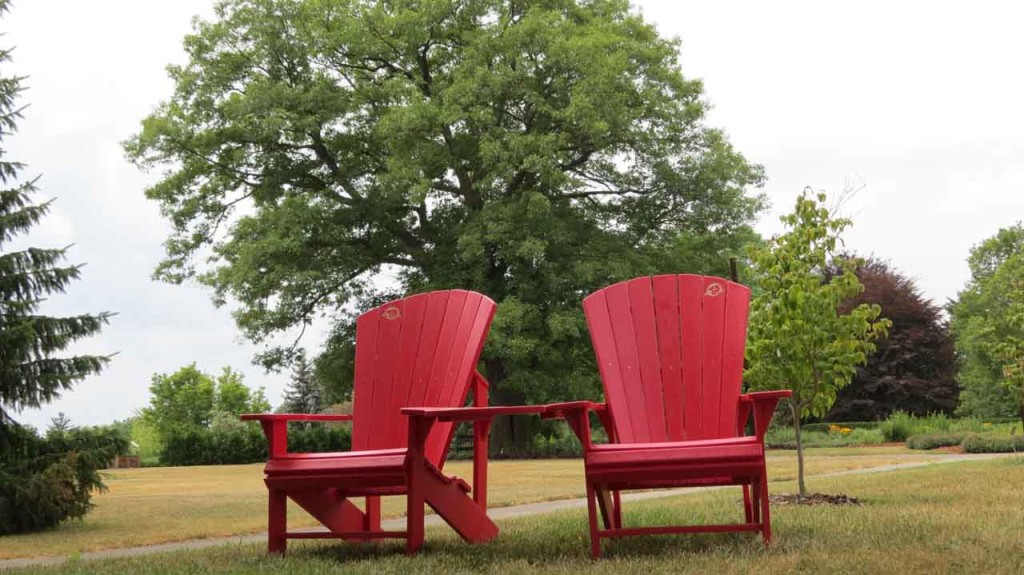 Landscape Design Resin Chairs
